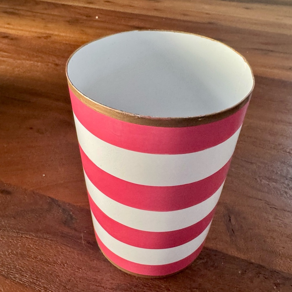 HandPainted Metal Tole Cup Brushes Pens Desk Vanity By Dana Gibson In Box Pink